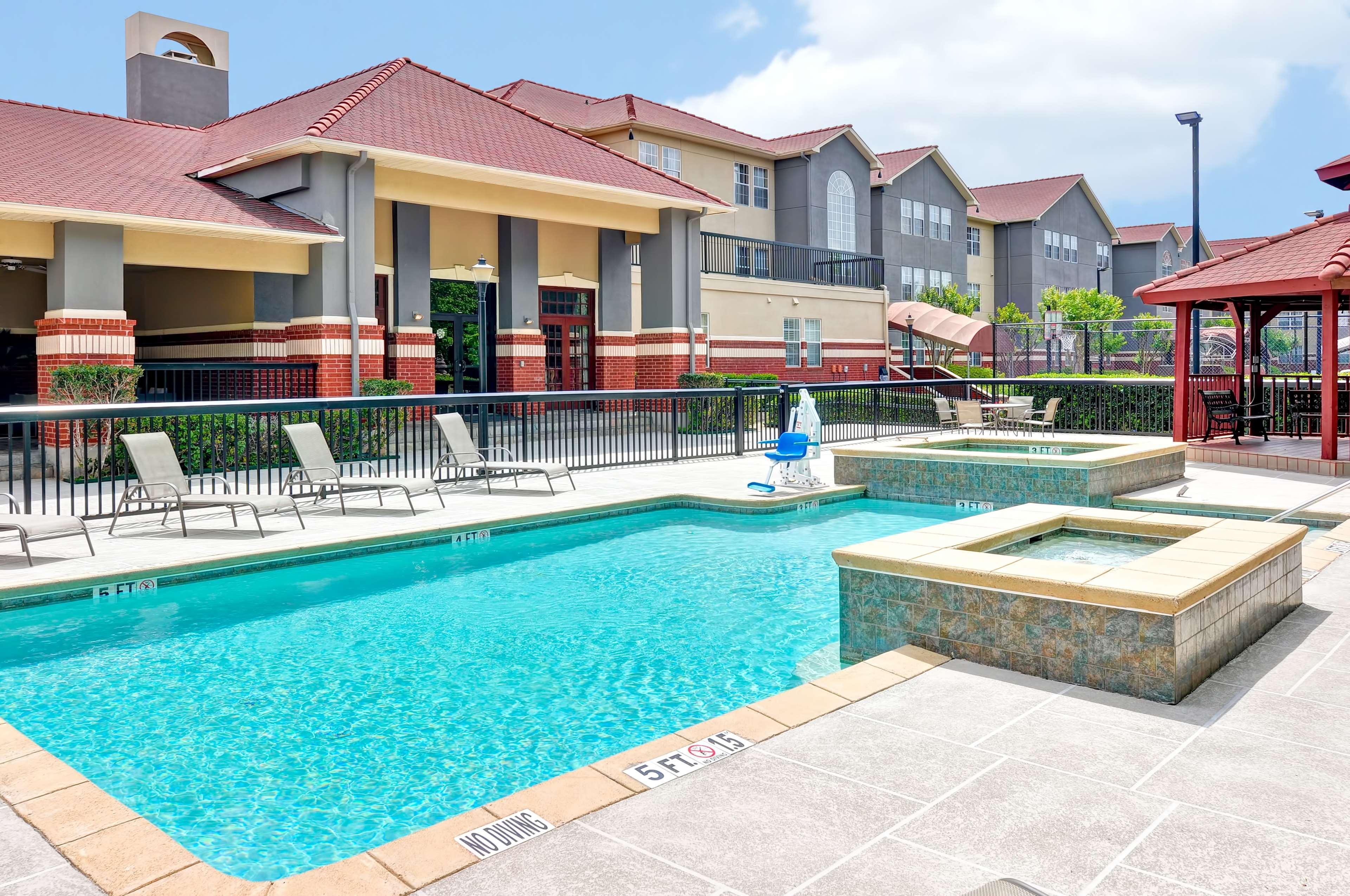Homewood Suites By Hilton- Longview Bagian luar foto